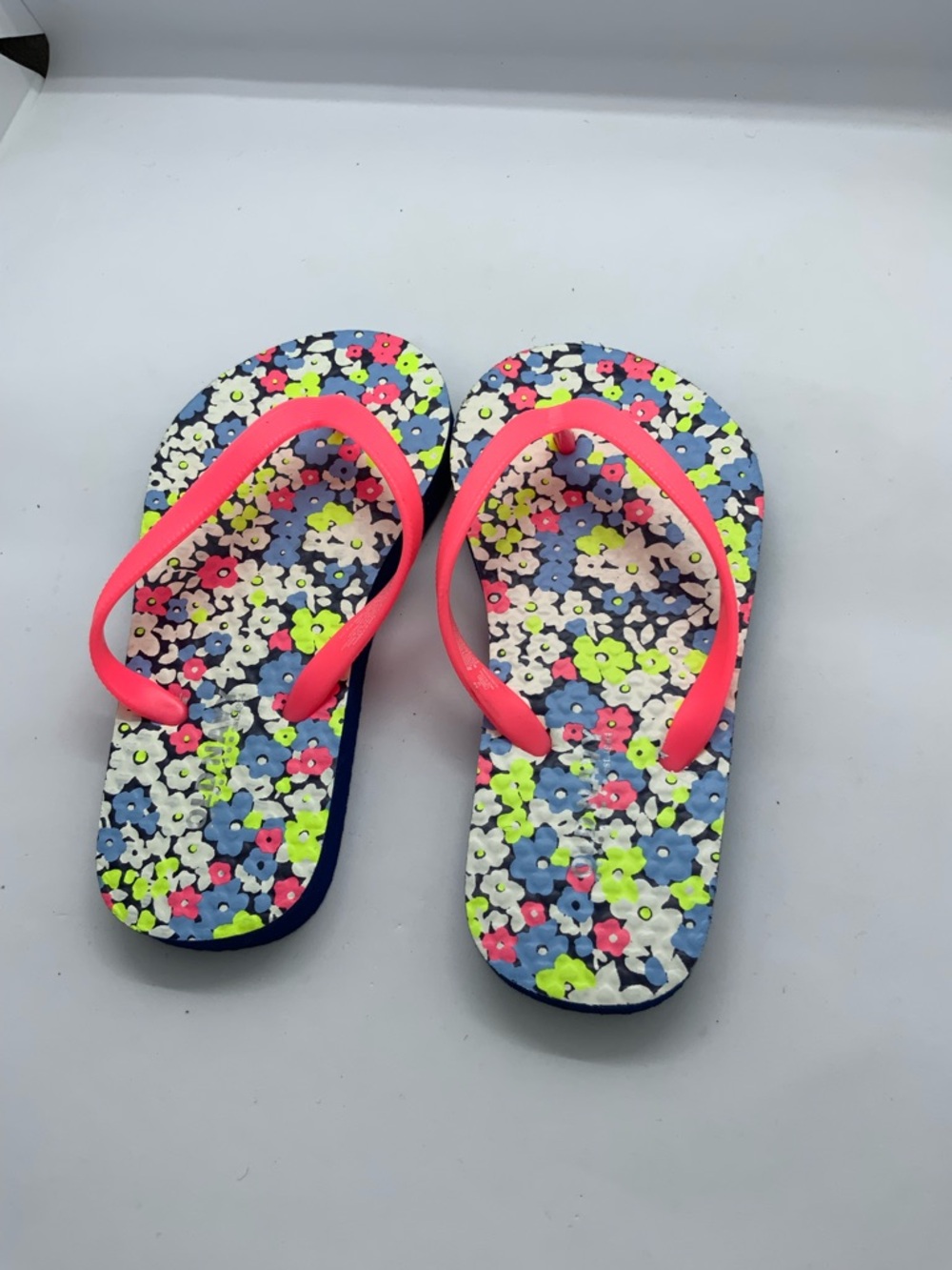 OLDNAVY Girls' Floral Flip Flop Sandals - Neon Pink Straps